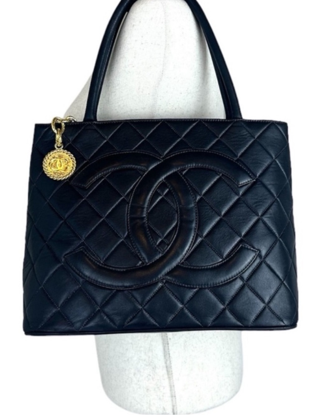 CHANEL CC LAMBSKIN LEATHER MEDALLION TOTE BAG GHW